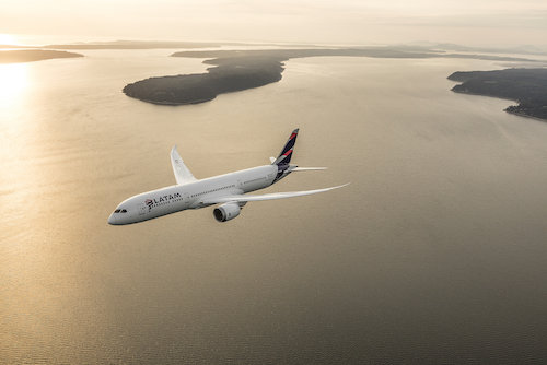 LATAM Boeing 787-9 Dreamliner photographed on May 13, 2016 from Wolfe Air Aviation Learjet 258